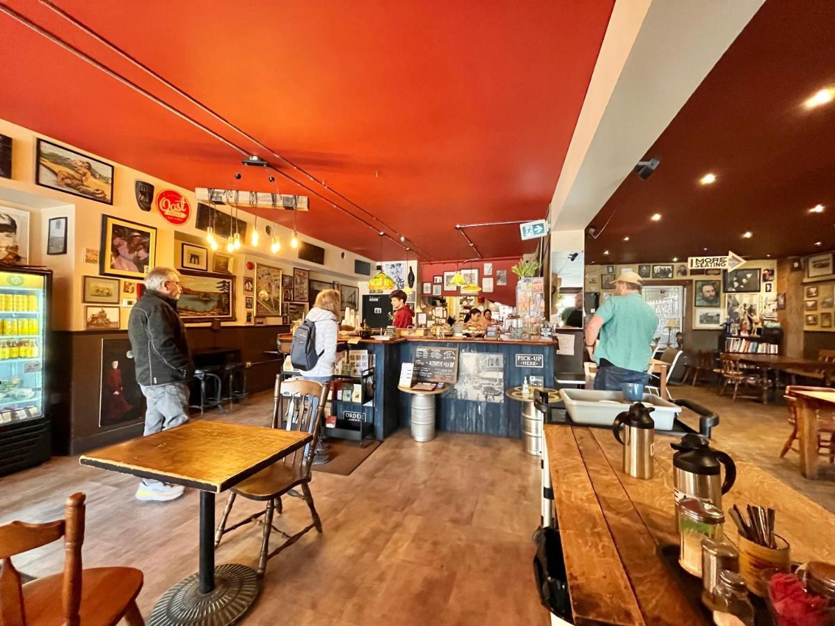 The Only Backpacker'S Inn (Adults Only) Toronto Extérieur photo