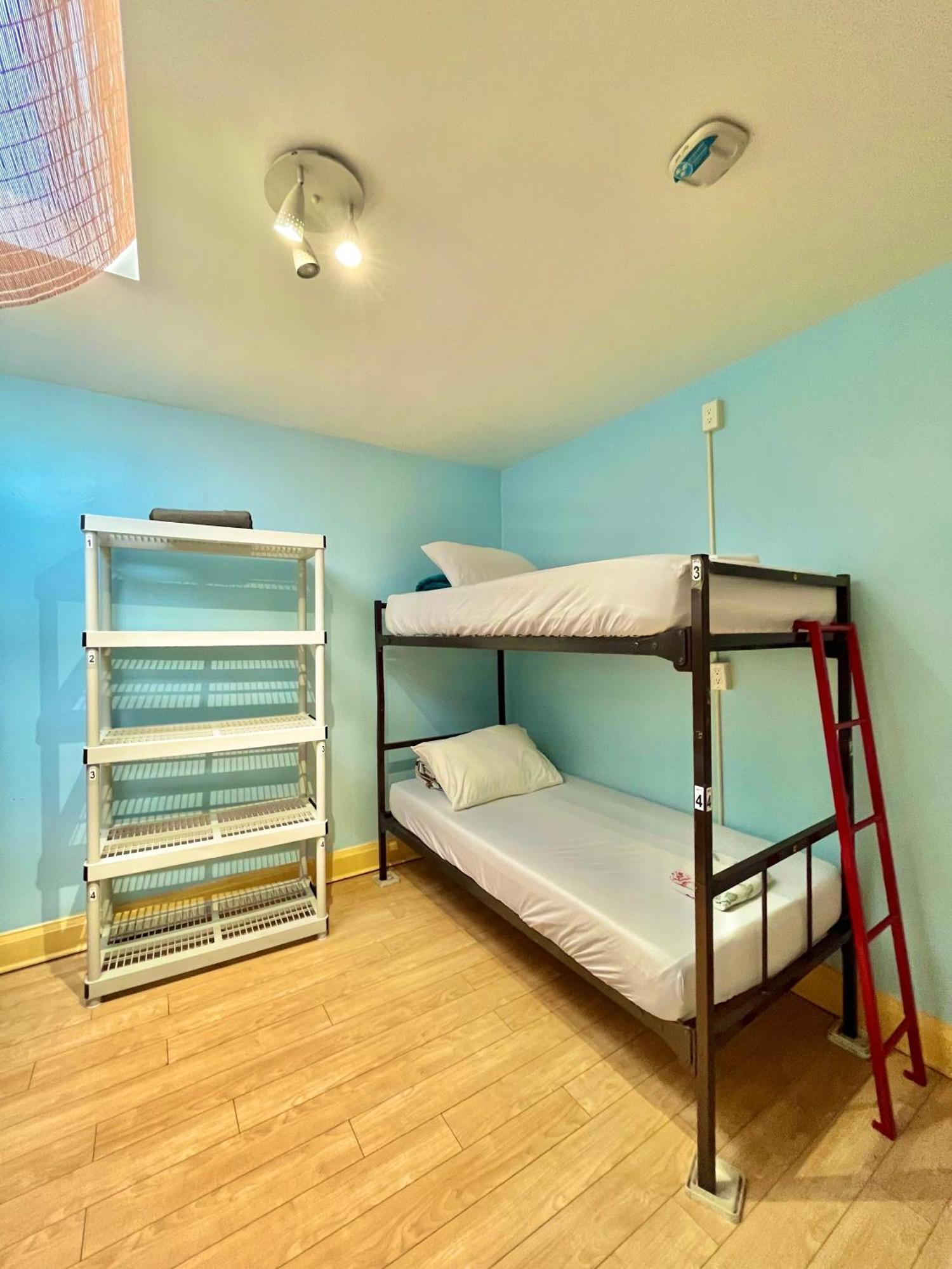 The Only Backpacker'S Inn (Adults Only) Toronto Extérieur photo